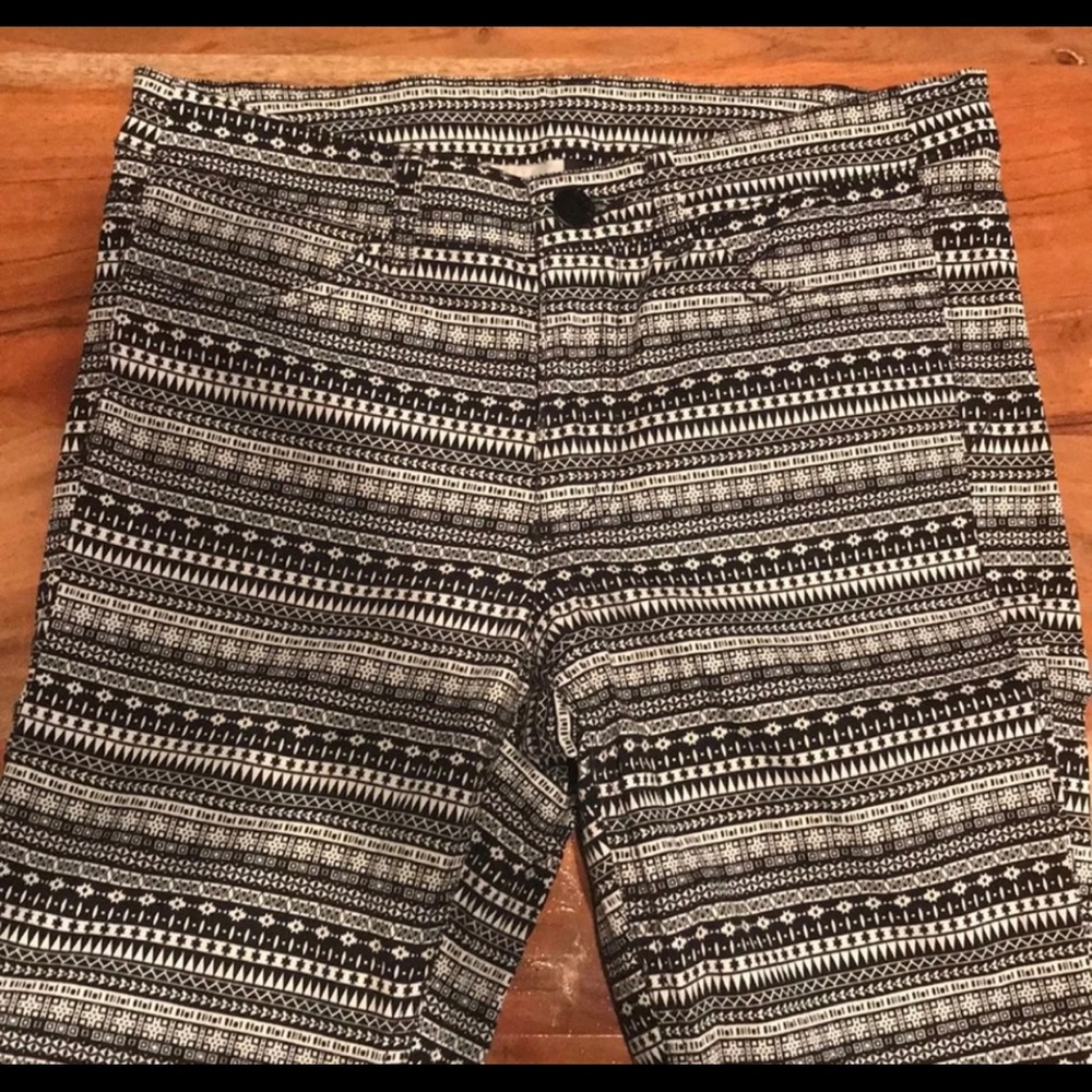 H&M Aztec Bohemian Print Jeans